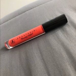 ABH lipgloss